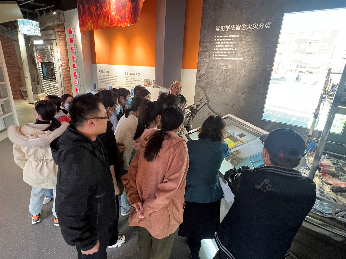 1678413555584156.jpg 1678413555584156.jpg